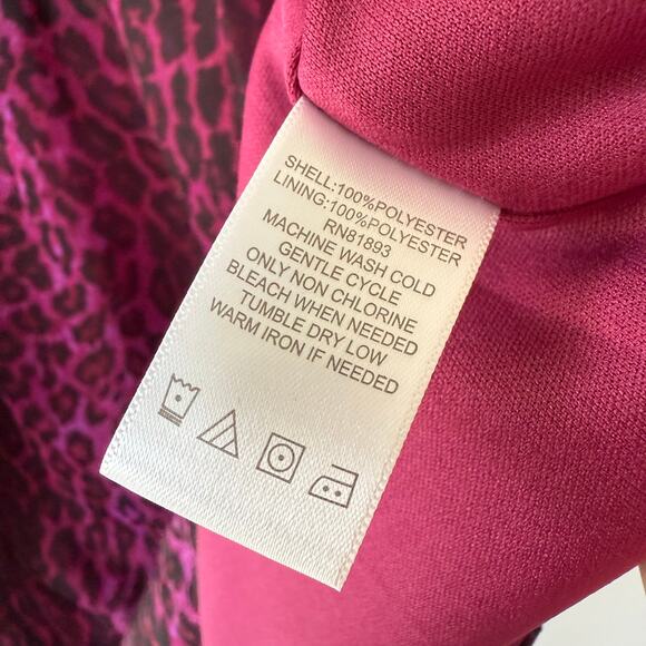 Isaac Mizrahi Burgundy Pink Live Size 2X Sheer double layered Animal print - Picture 8 of 11